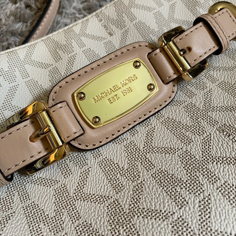Michael Kors Crossbody Purse